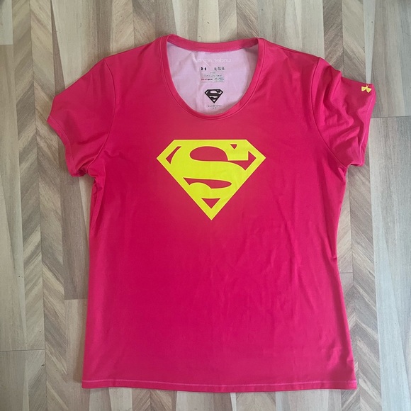 Under Armour Tops - DC Superman hot pink Under Armor top